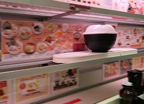 Fliegende Sushis – Tokios futuristisches Restaurant|...