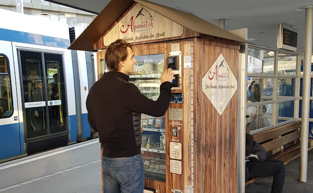 Von Rosenkranz bis Zuckerwatte: Die 8 skurrilsten Automaten