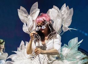 I Wanna Be A Part Of It, Björk, Björk