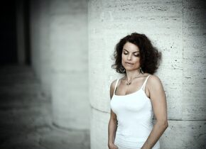 Muttertags-Konzert: Francesca Tandoi Trio