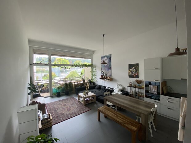 Spacious room in 4-person modern maisonette