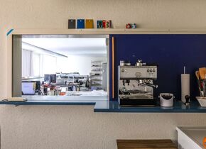 Zwei schöne helle Atelierplätze in Zürich Altstetten...