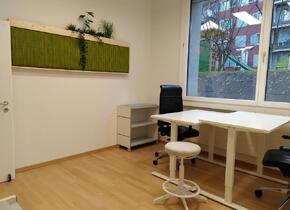 Kreis 5 - office with 2/3 workplaces for Fr.750, all...