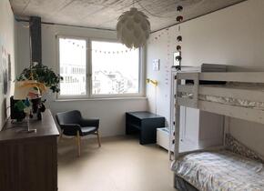Car(e)free family apartment (4.5 rooms, 107 m2) in...