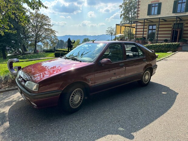 Renault 19 zum verkaufen