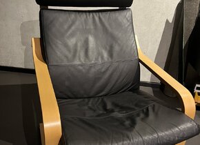 IKEA POÄNG - schwarzer Sessel aus Leder