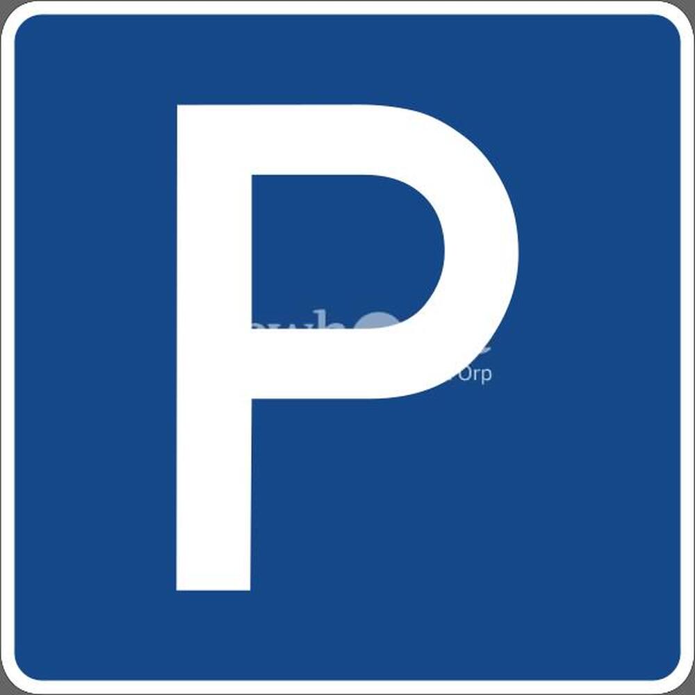 Aussen Parkplatz in Mettmenstetten zu vermieten