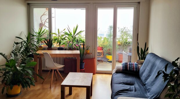 4-Zimmer Wohnung mit sonnigem Balkon zur Untermiete (1.6.-15.8.2024)