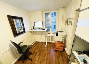 Büroraum 14 m2 direkt beim Bahnhof Enge