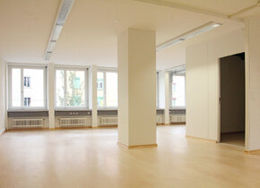 Schönes Grossraumbüro (95.9 m2) an sehr beliebter Lage...