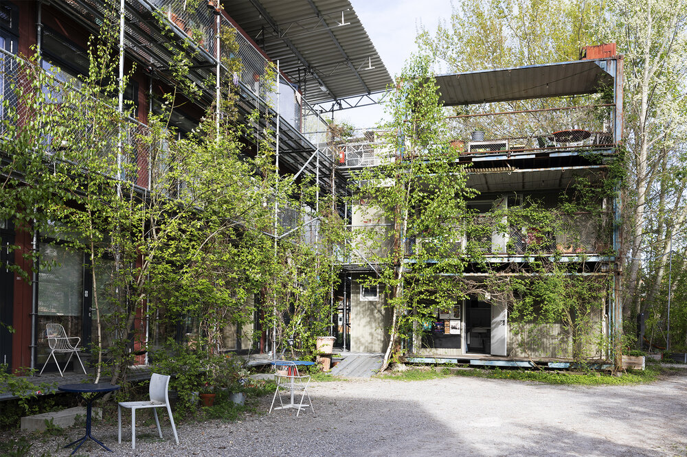 Atelierplatz im Basislager in Zürich Altstetten zu...